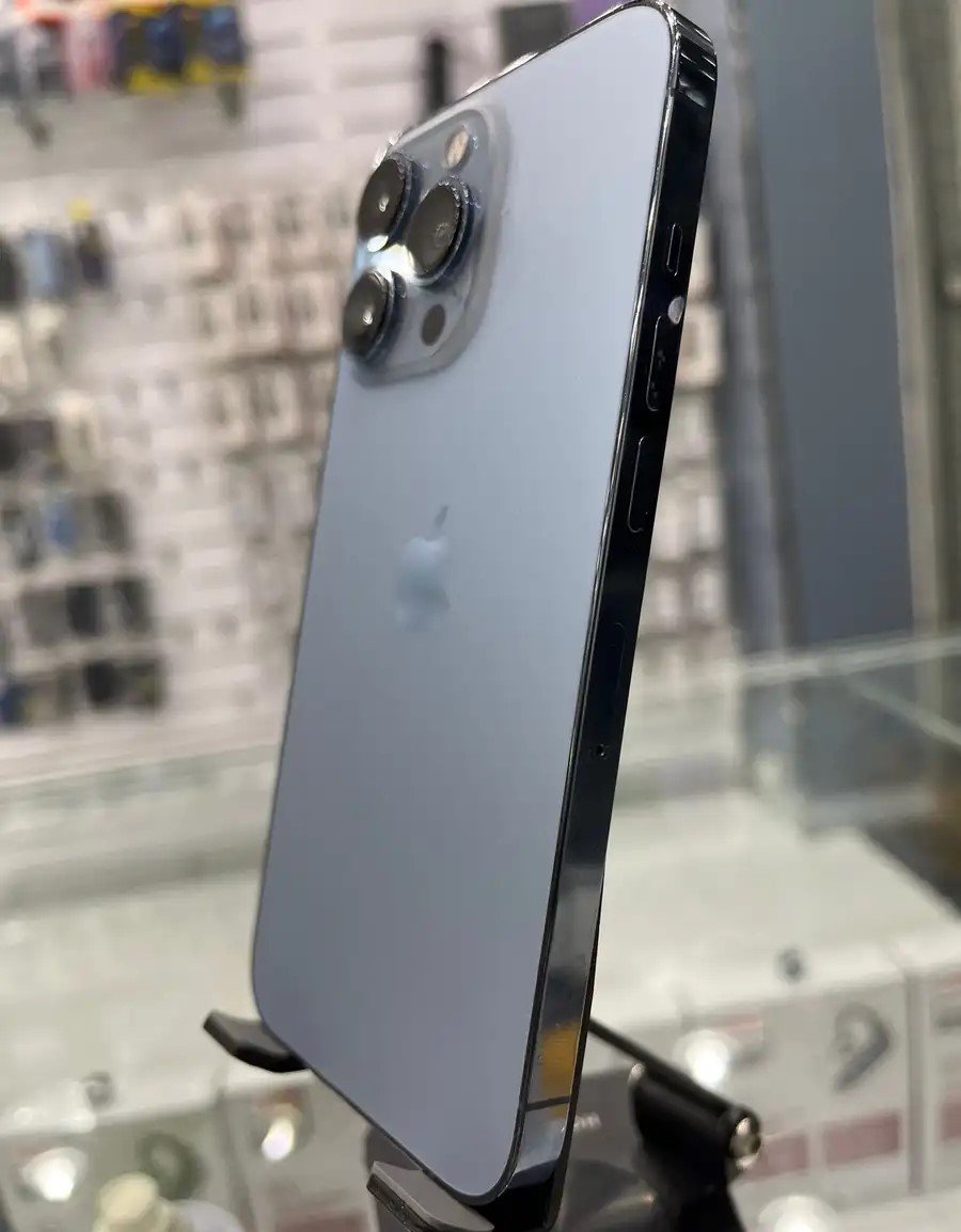 ايفون 13 برو ازرق