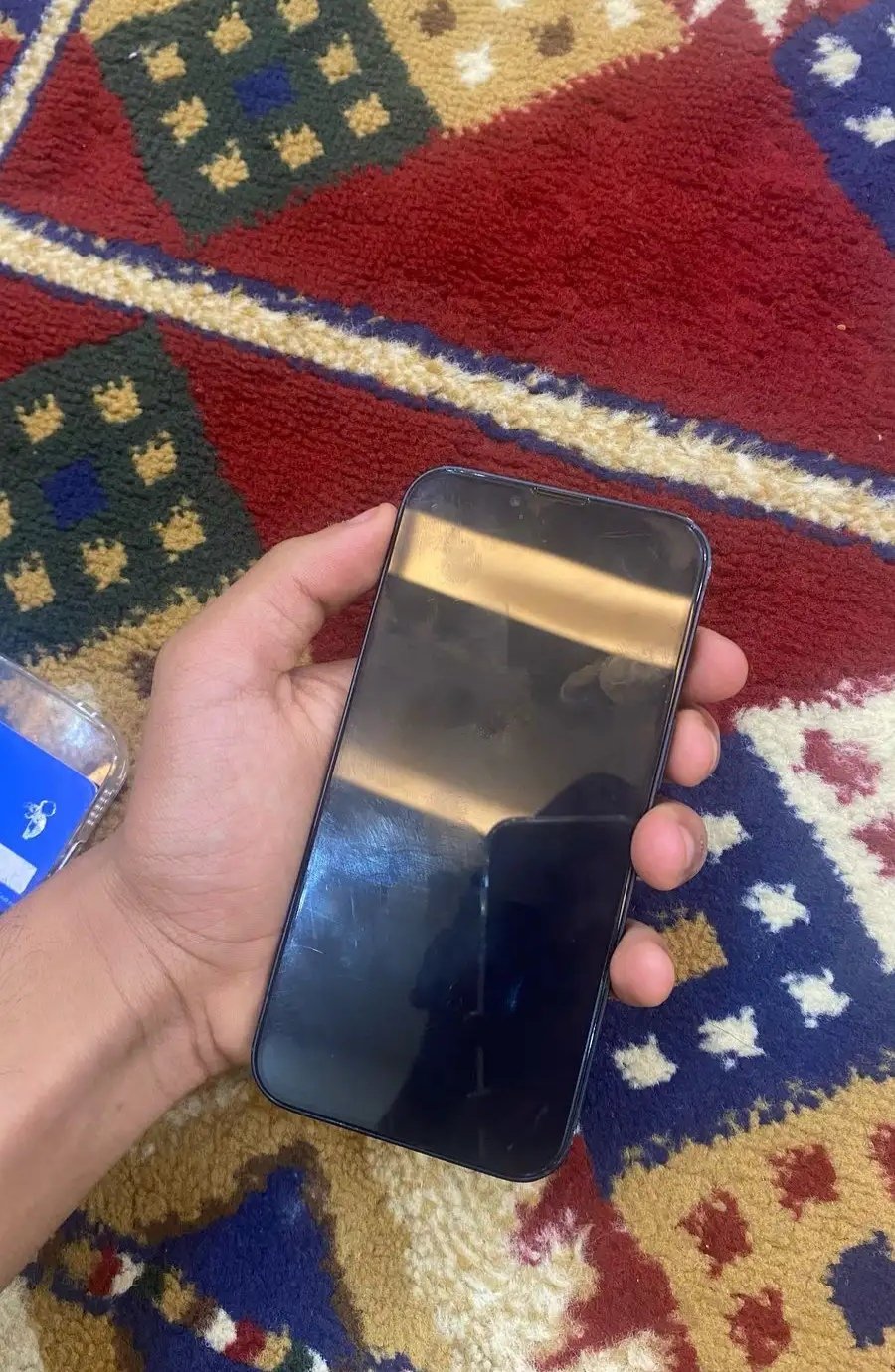 ايفون 13 عادي كرتونه احترق الجوال جديد جديد بطاريته 97