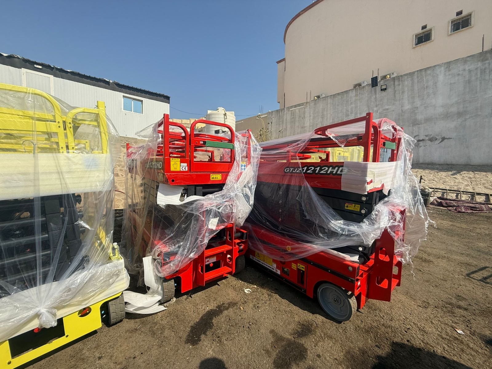 سيزرات لفت 12متر كهرباء للايجار جده