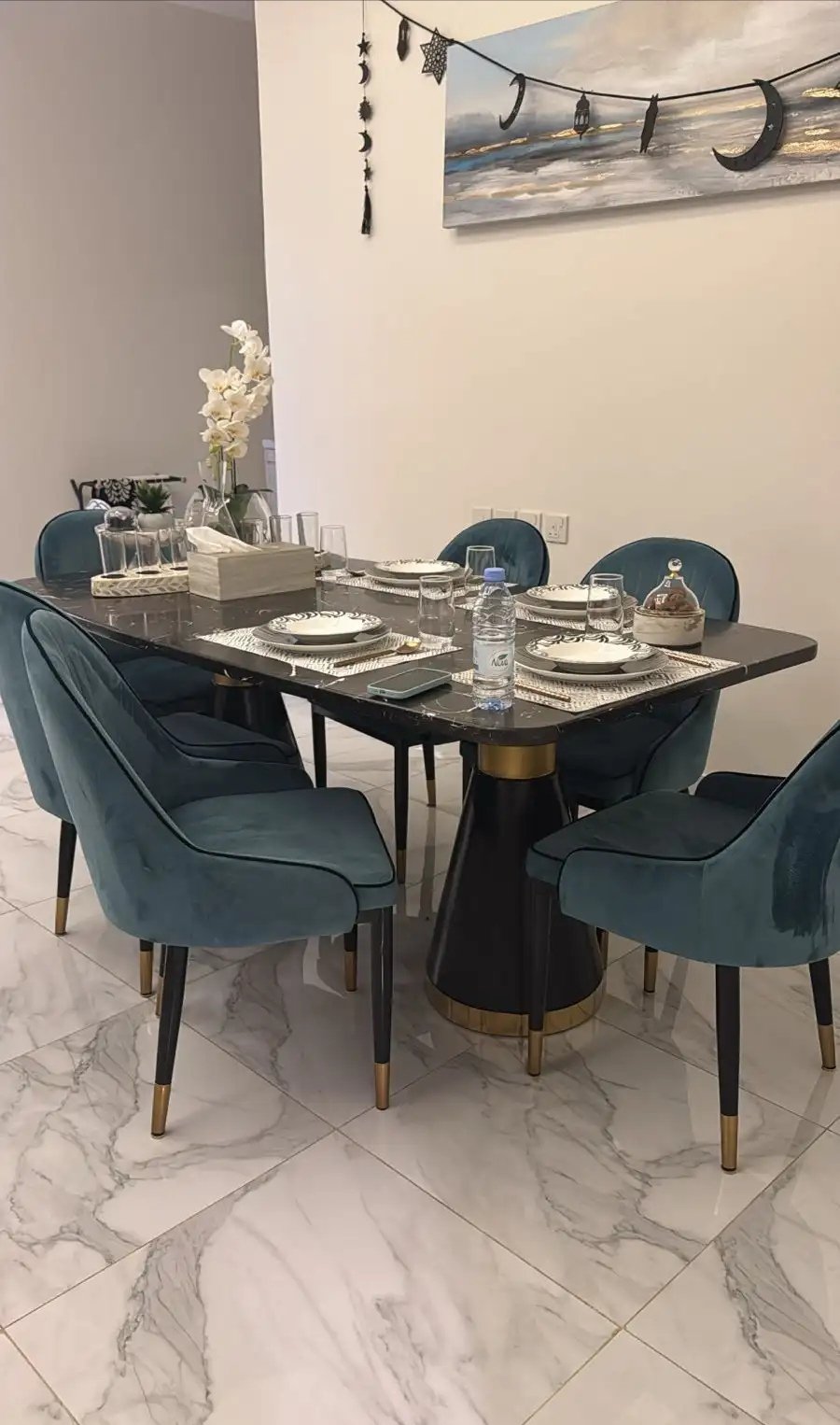 طاولة طعام مع 6 كراسي طقم
