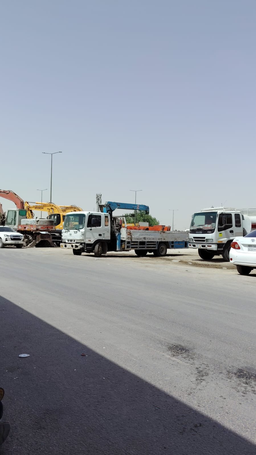 دينه ونش نقل اغراض ومكيفات وخزانات غاز داخل وخارج الرياض 0562836255