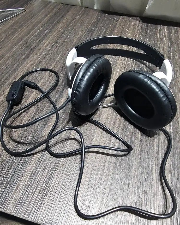 سماعة العاب 