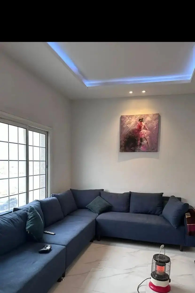 كنب نظيف حرفL