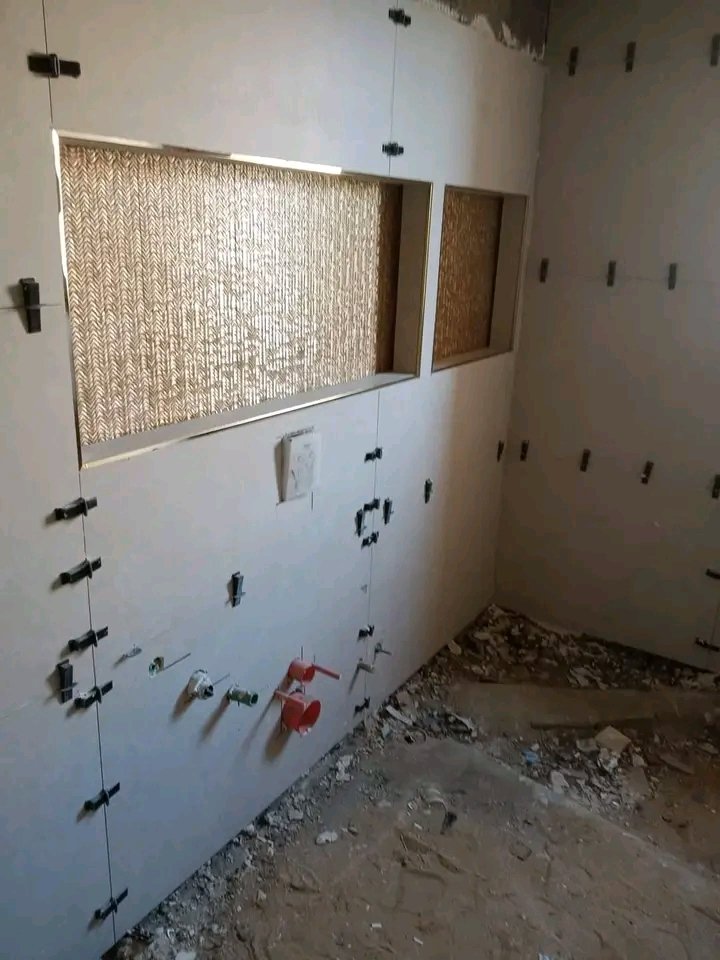 مقاول تشطيب عماير وشقق على المفتاح وتركيب البلاط والصيانات جميع عمان منازل