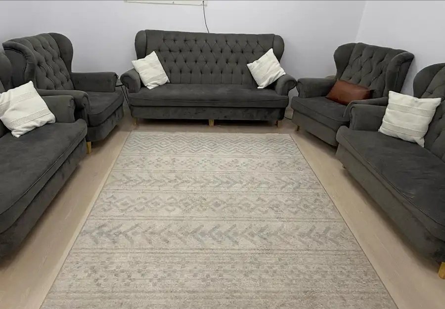 كنب مستخدم للبيع 