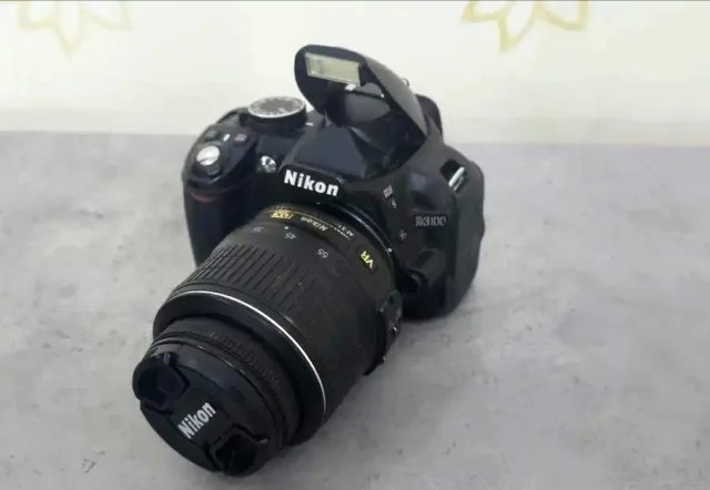 Nikon D3100  lens 18_55 mm 