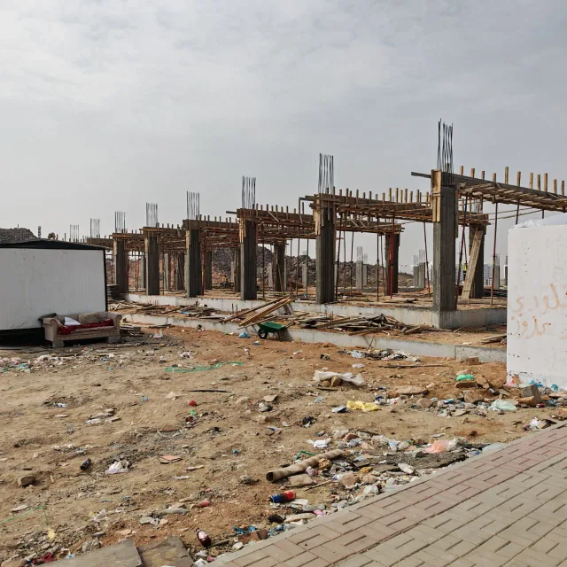 مقاول معماري 
عظم /بلمواد/تشطيب /ترميم 
فنادق ،مستشفيات،عماير 
  مساجد، استراحات ،محطات وقود
فلل، قصور افراح ،احواش 
+ادوار متكررة +ملاحق 
تسوير الأراضي البيضاء 
ج 0554902753